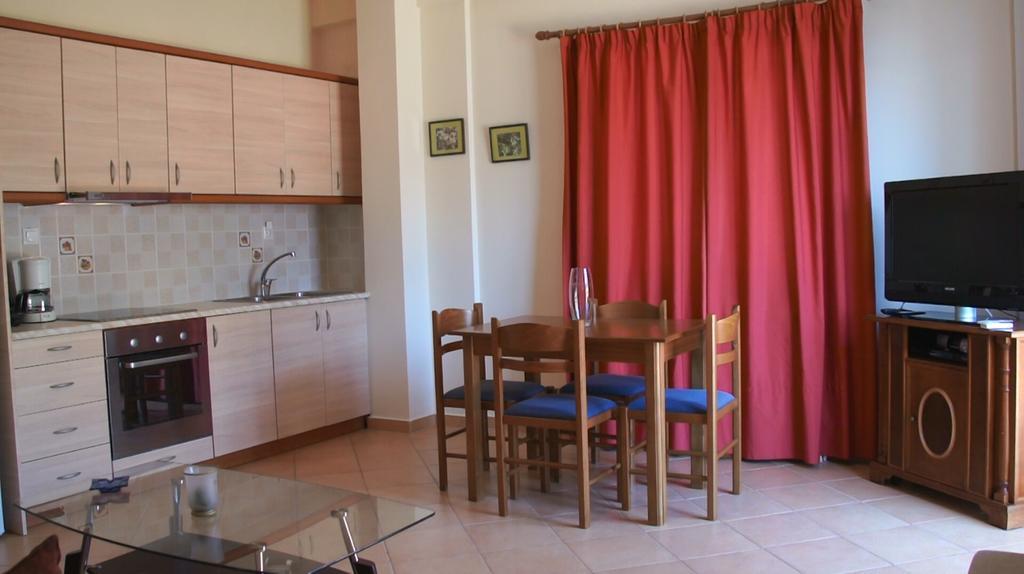 Ferienwohnung Santafemia Agia Efimia Zimmer foto
