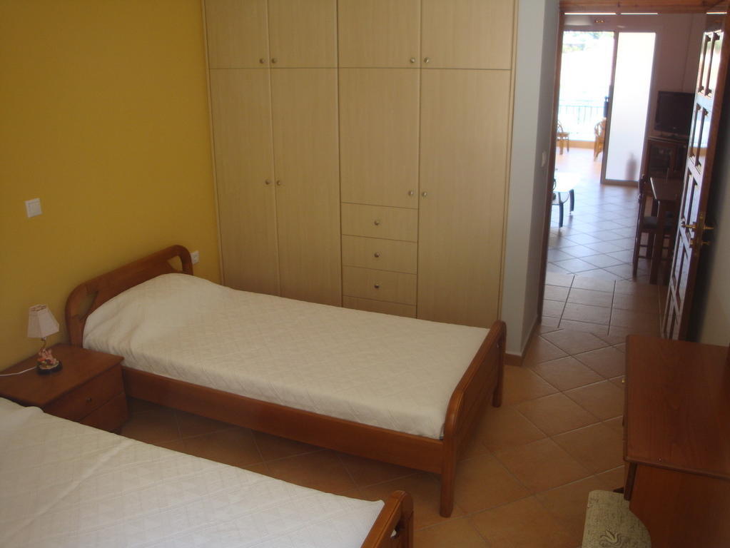 Ferienwohnung Santafemia Agia Efimia Zimmer foto